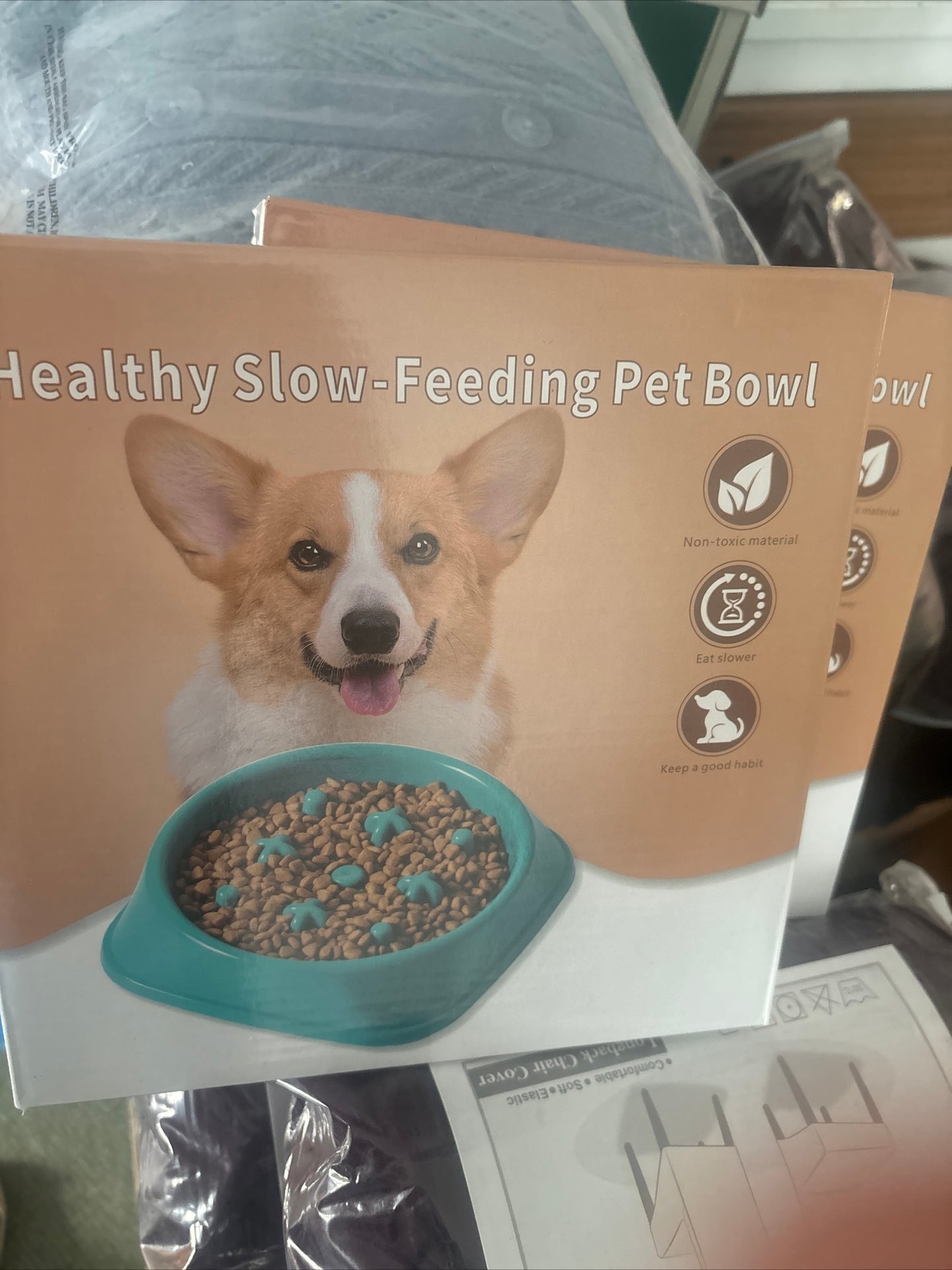 Slow feeding pet bowl