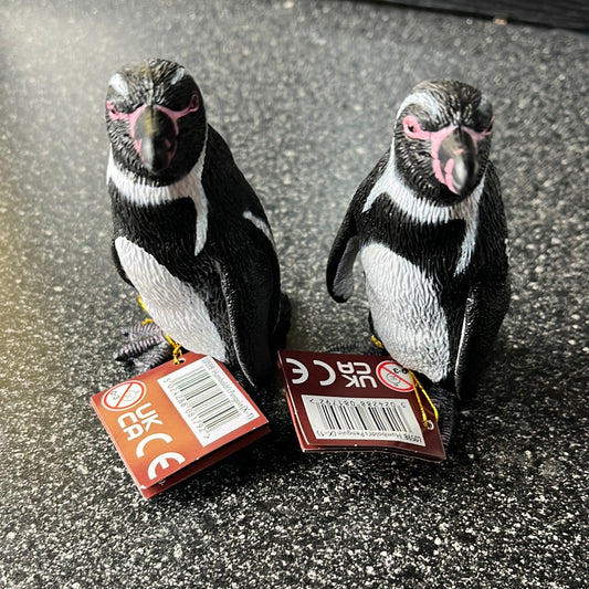 2 x Ravensden 10cm Humboldts Penguin L059B