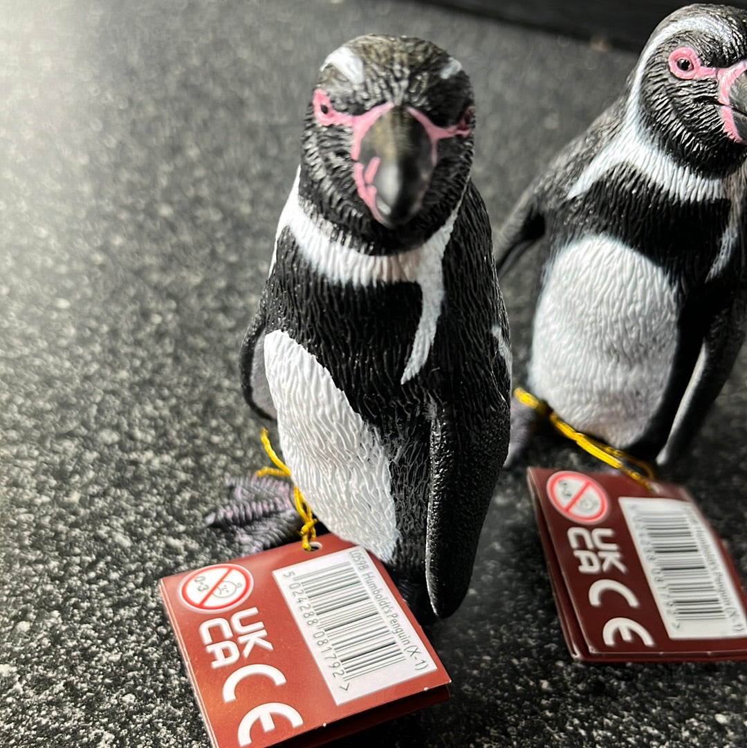 2 x Ravensden 10cm Humboldts Penguin L059B