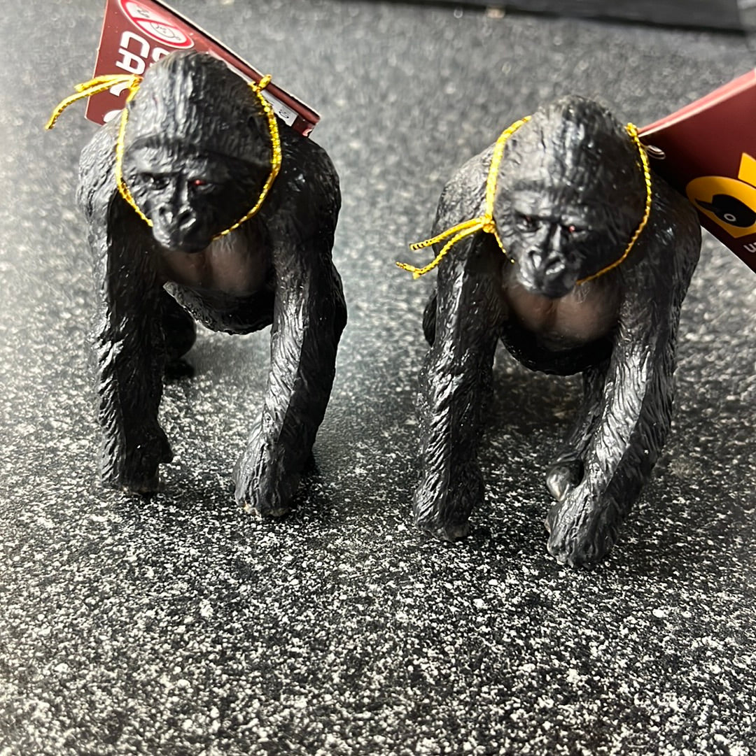 2 x Ravensden 9cm silverback gorillas L016D